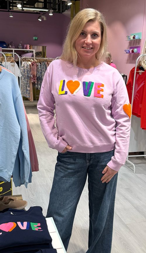 Lulu's Love collegepaita - vaaleanliila LOVE