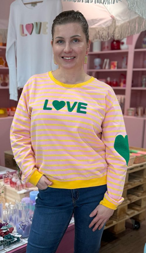 Lulu's Love college - raidallinen LOVE