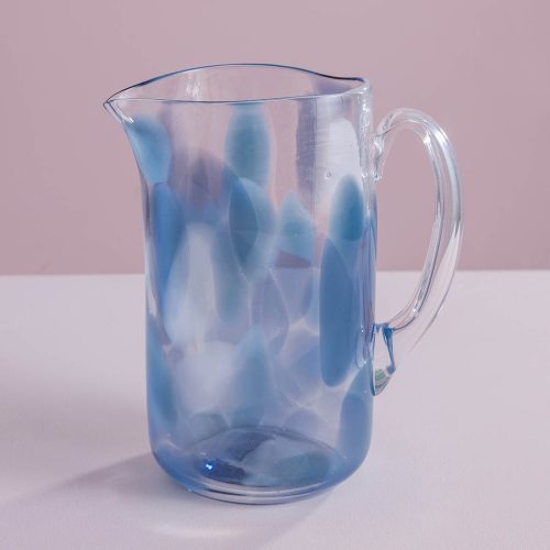 Suora kaadin savunsininen triopilkku