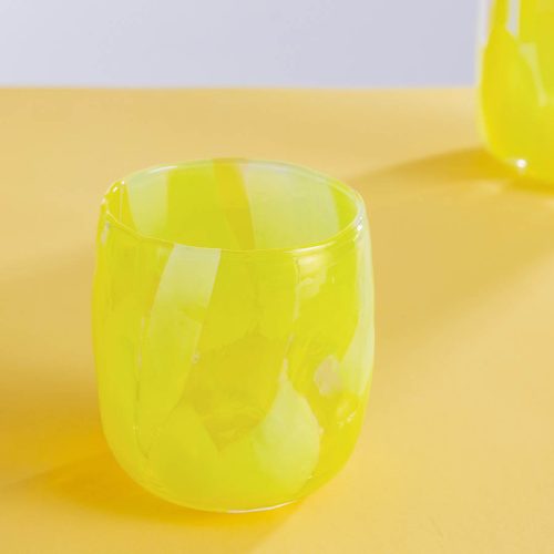 Peukkulasi keltapilkullinen